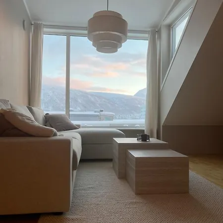Floor With Mountain View - Close To Center * Tromsø